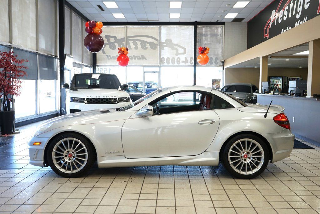 Used 2009 Mercedes-Benz SLK 300 image 5