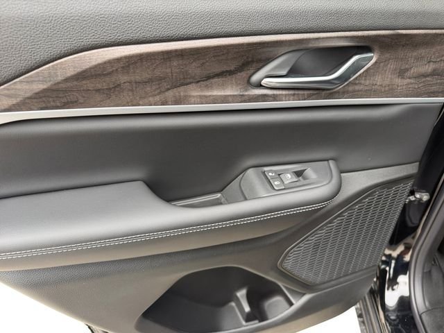 New 2026 Jeep Grand Cherokee Altitude AWD/4WD image 11