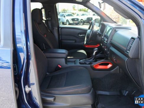Used 2022 Nissan Frontier PRO-4X w/ Technology Package image 33