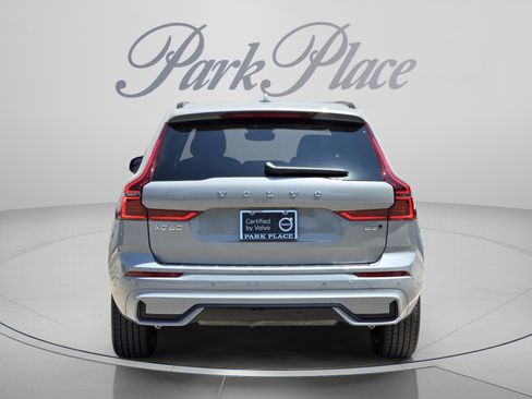 Certified 2026 Volvo XC60 B5 Plus w/ Protection Package Premier AWD/4WD image 4