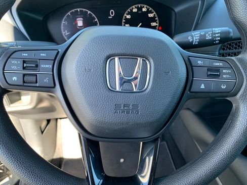 Used 2025 Honda HR-V LX image 25