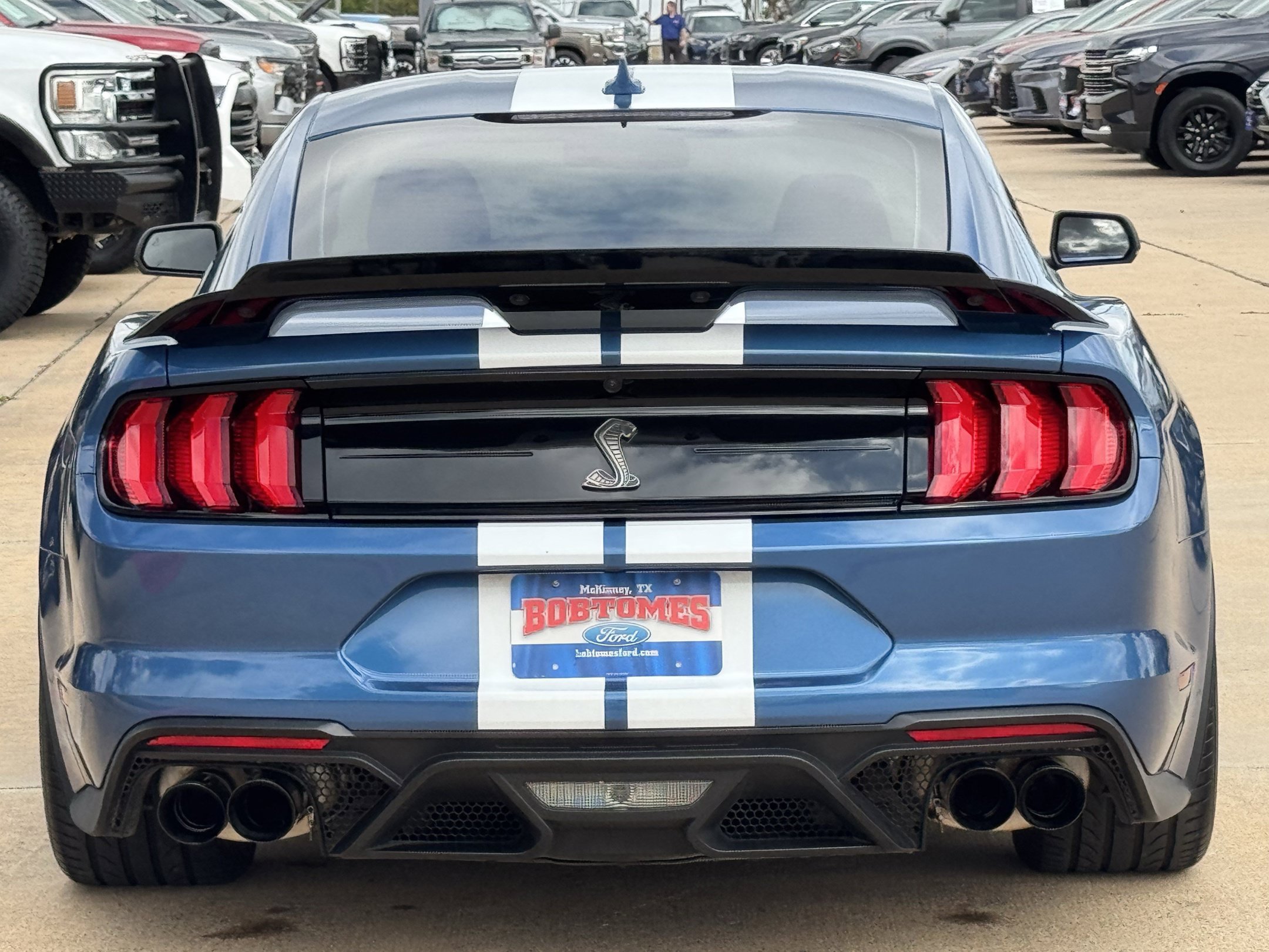 Used 2020 Ford Mustang Shelby GT500 w/ Technology Package RWD image 7