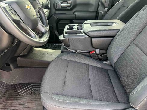 Certified 2024 Chevrolet Silverado 2500 Custom w/ Custom Value Package image 13