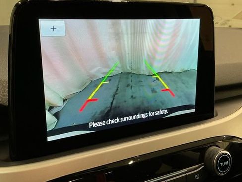 Used 2022 Ford Escape SE w/ SE Sport Appearance Package image 25