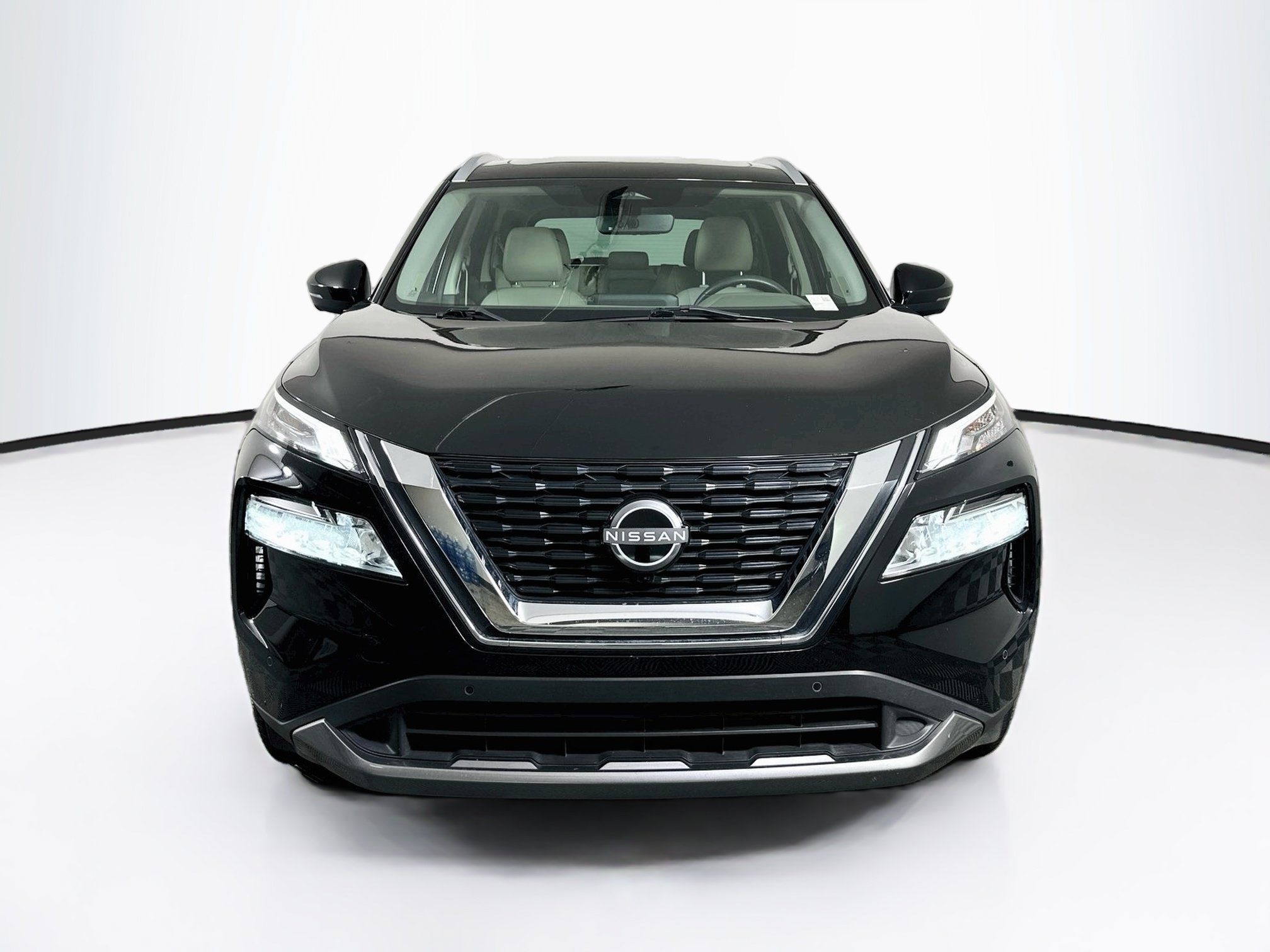 Used 2023 Nissan Rogue SL w/ SL Premium Package FWD image 2
