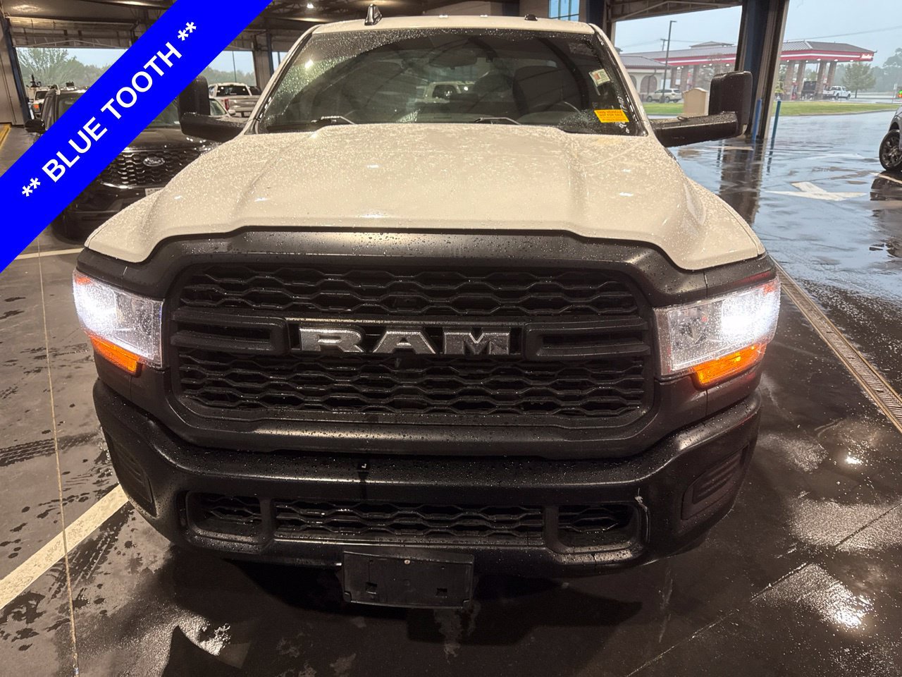 Used 2022 RAM 2500 Tradesman AWD/4WD image 2