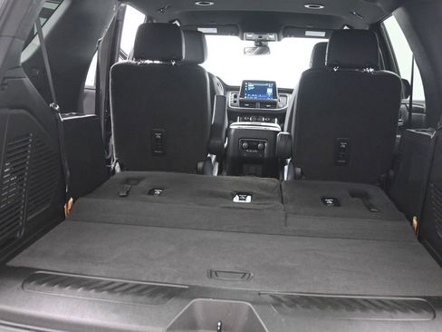Used 2022 Chevrolet Tahoe LT AWD/4WD image 17
