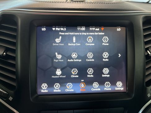 Used 2022 Jeep Cherokee Latitude Lux FWD image 23