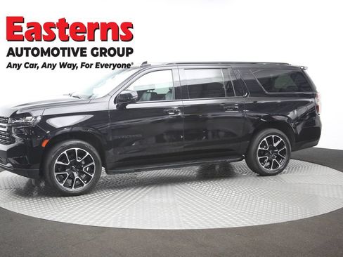 Used 2022 Chevrolet Suburban RST w/ Luxury Package AWD/4WD image 61