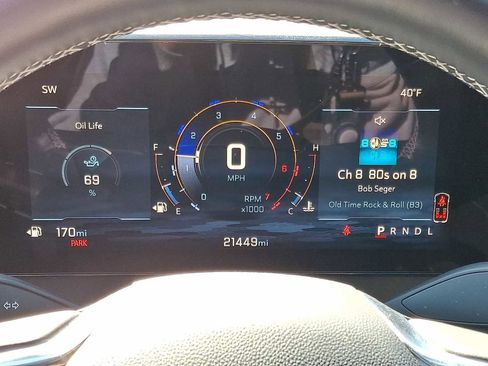 Used 2025 Chevrolet Traverse LT image 17