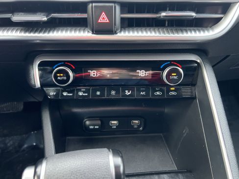 Used 2023 Kia K5 GT-Line image 21