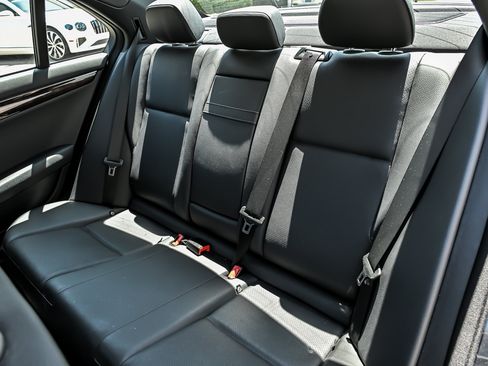 Used 2013 Mercedes-Benz C 300 4MATIC Sedan image 21