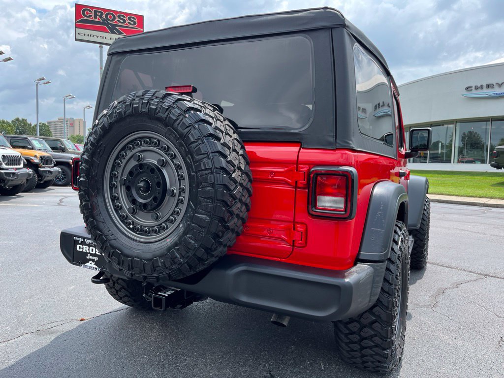 Used 2026 Jeep Wrangler Sport AWD/4WD image 44