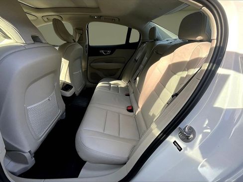 Used 2024 Volvo S60 T8 Ultimate w/ Climate Package image 21