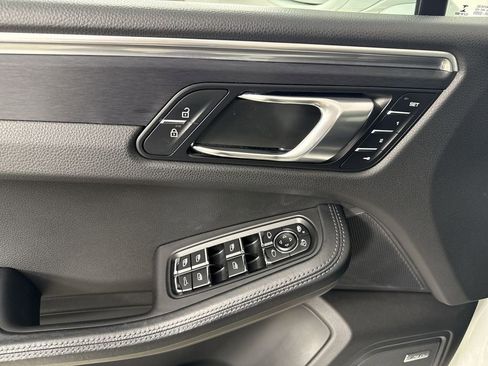 Certified 2020 Porsche Macan GTS AWD/4WD image 34