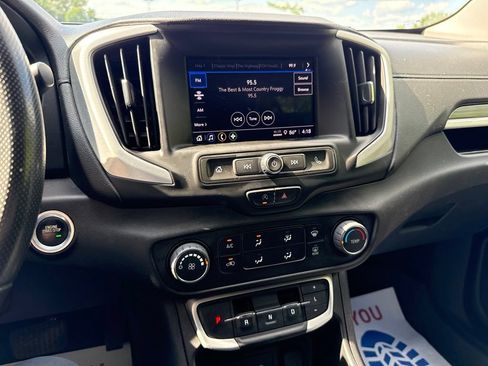 Used 2023 GMC Terrain SLE w/ LPO, Floor Liner Package AWD/4WD image 21