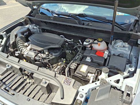 Used 2023 GMC Acadia AT4 AWD/4WD image 28
