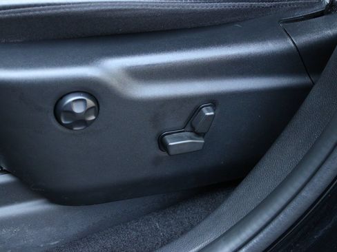 Used 2021 Jeep Grand Cherokee Laredo X AWD/4WD image 12