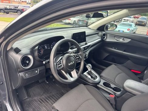 Used 2023 Kia Forte LX FWD image 10