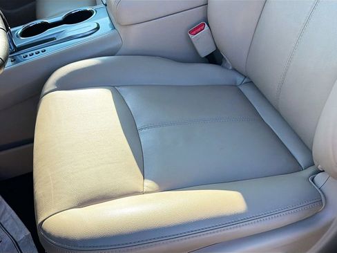 Used 2020 Nissan Pathfinder SL w/ Cargo Package image 21