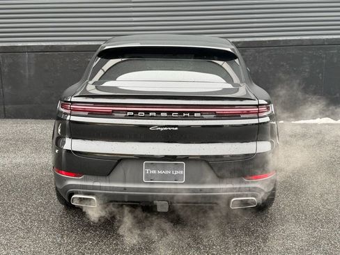Certified 2025 Porsche Cayenne Coupe AWD/4WD image 9