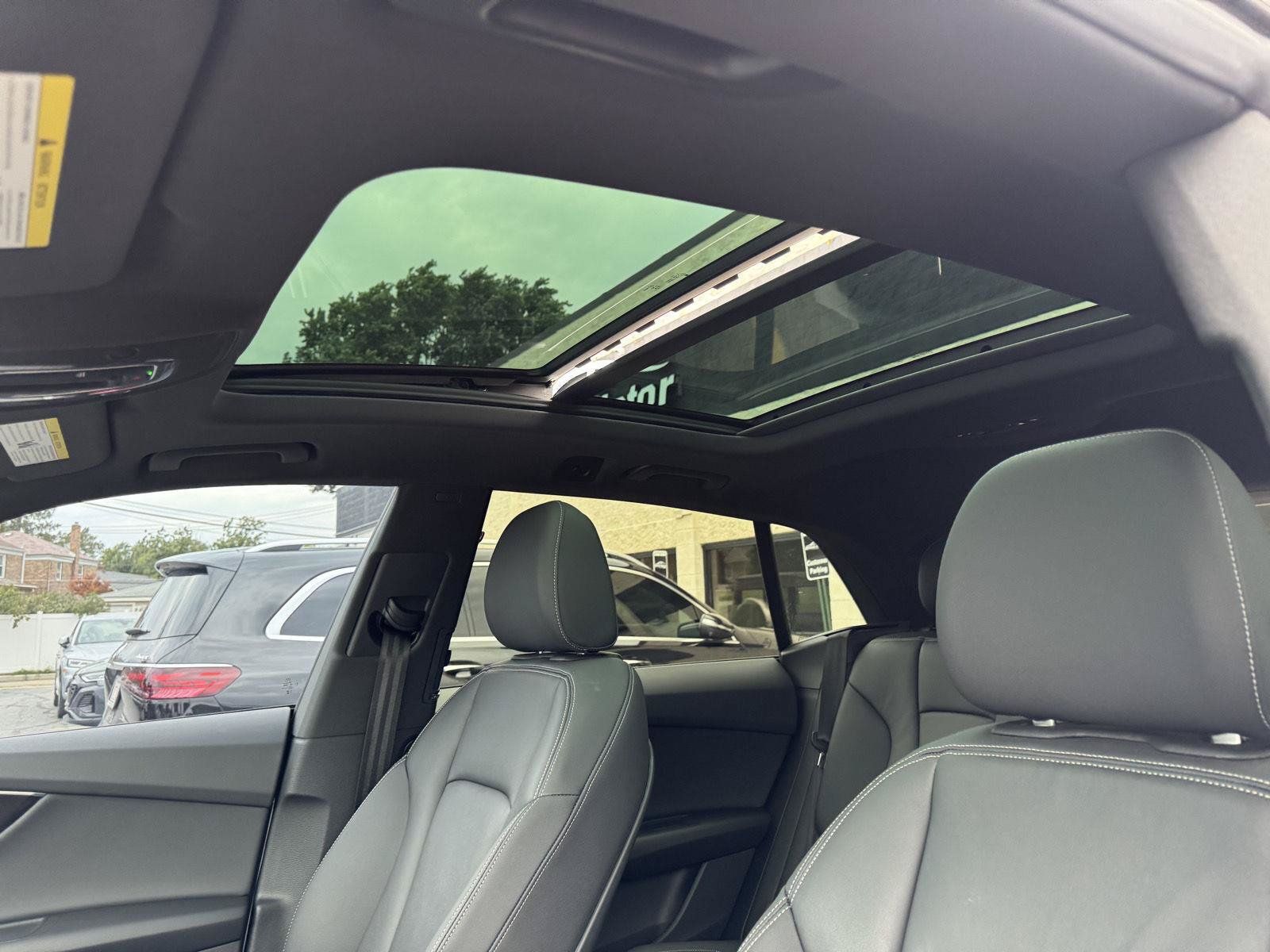 Used 2023 Audi Q8 Premium w/ Convenience Package AWD/4WD image 26