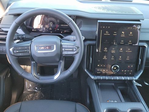 New 2026 GMC Acadia AT4 w/ Luxury Package image 9