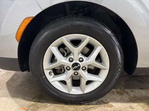 Used 2024 Kia Soul LX w/ Option Group 015 image 7