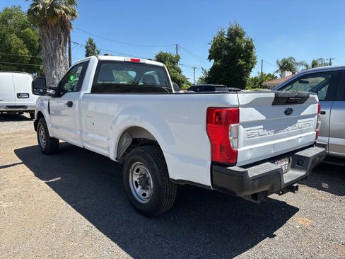 Used 2022 Ford F250 XL RWD image 3