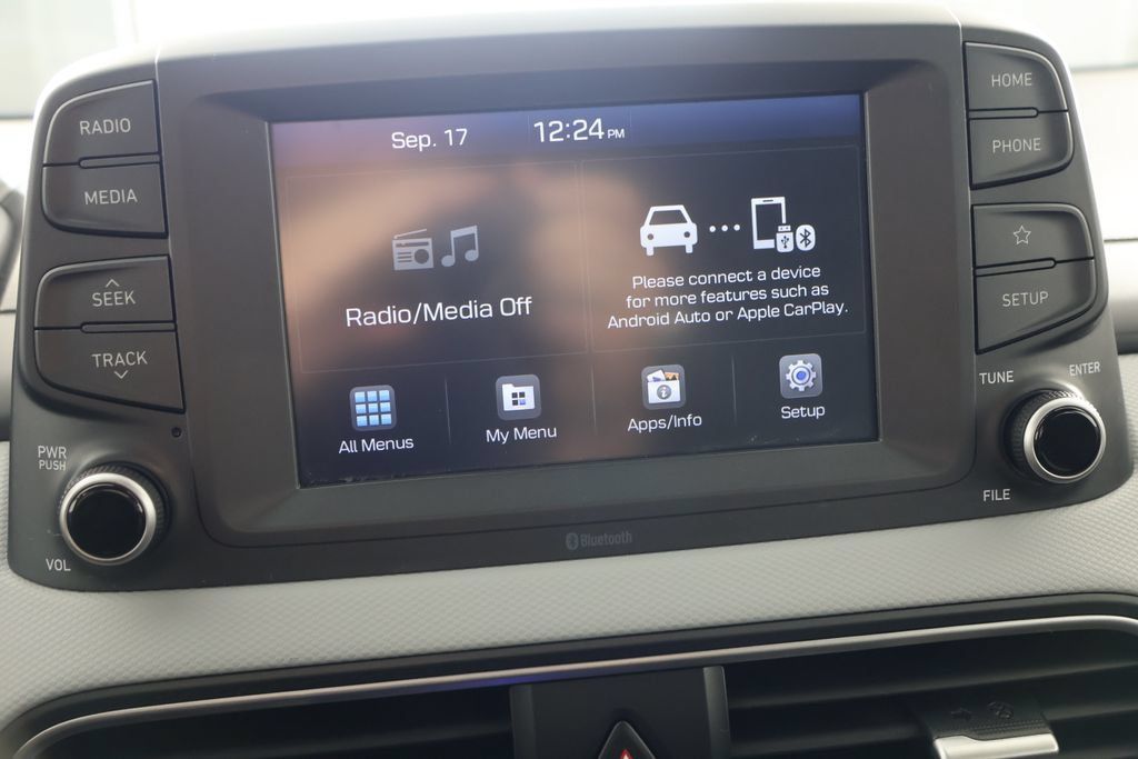 Used 2021 Hyundai Kona SE AWD/4WD image 14