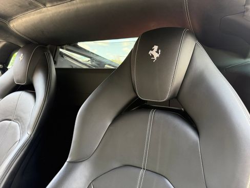 Used 2020 Ferrari F8 Tributo RWD image 30