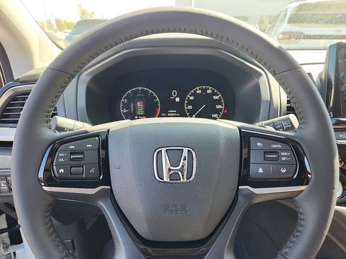 New 2026 Honda Odyssey Touring image 19