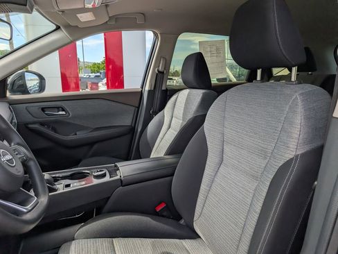 Certified 2023 Nissan Rogue SV AWD/4WD image 7