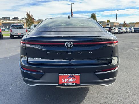 Certified 2024 Toyota Crown XLE image 4