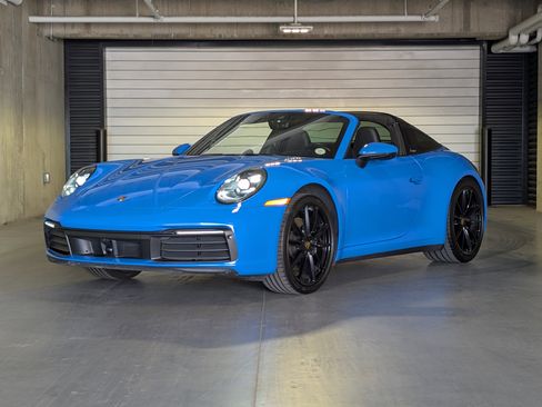 Certified 2022 Porsche 911 Targa 4S AWD/4WD image 1
