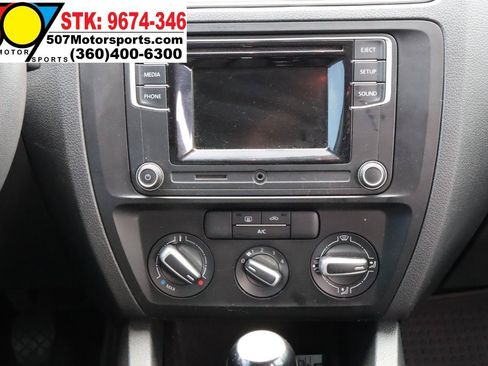 Used 2017 Volkswagen Jetta S FWD image 16