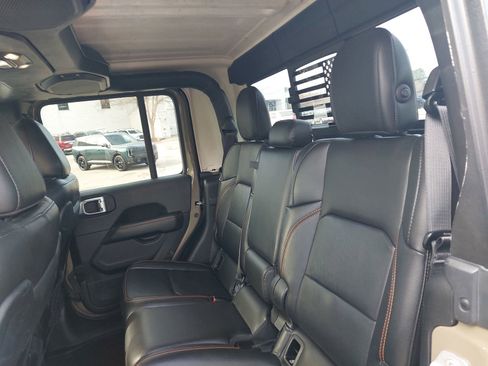 Used 2020 Jeep Gladiator Mojave image 14