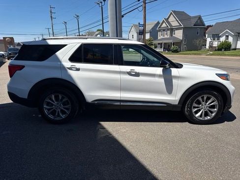 Certified 2023 Ford Explorer Limited w/ Equipment Group 301A AWD/4WD image 5