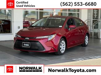 Certified 2025 Toyota Corolla LE image 1