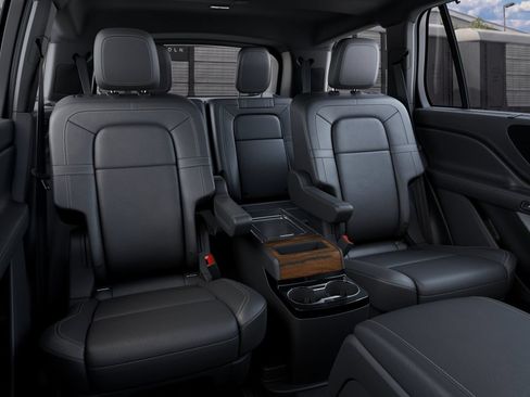 New 2027 Lincoln Aviator Reserve AWD/4WD image 11