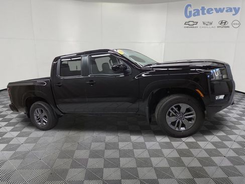 Used 2025 Nissan Frontier SV w/ SV Convenience Package AWD/4WD image 1