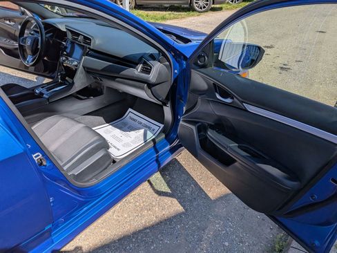 Used 2019 Honda Civic Sport image 32