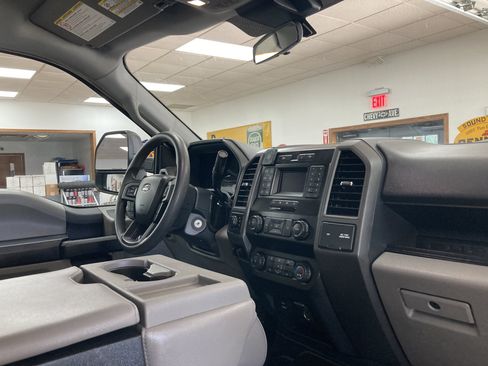 Used 2022 Ford F250 XL w/ STX Appearance Package AWD/4WD image 17
