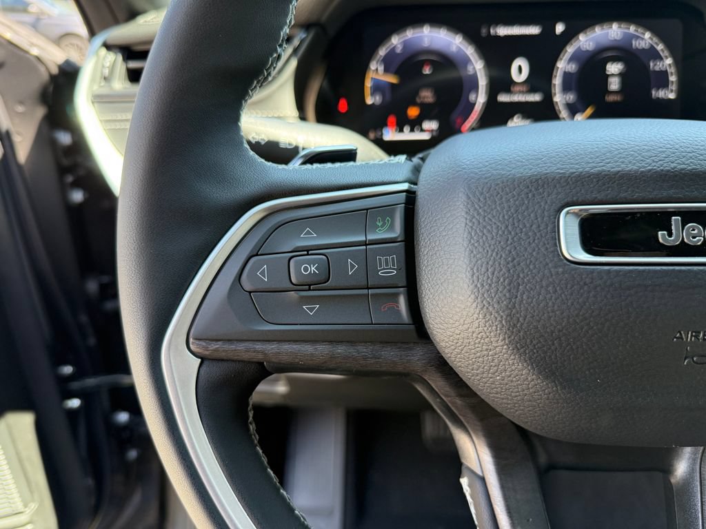 New 2026 Jeep Grand Cherokee Altitude AWD/4WD image 23