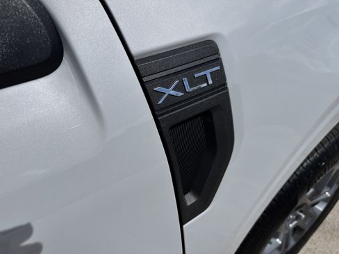 New 2025 Ford Maverick XLT image 14