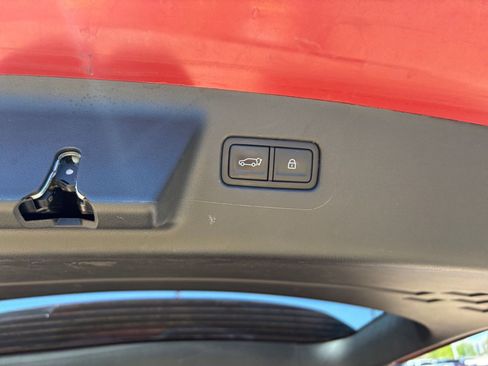 Used 2025 Hyundai Santa Fe SEL image 23