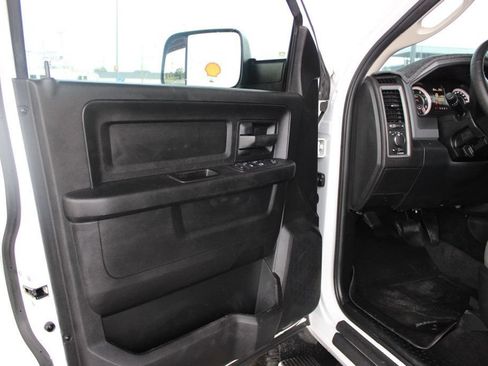 Used 2016 RAM 3500 Tradesman w/ Popular Equipment Group AWD/4WD image 8