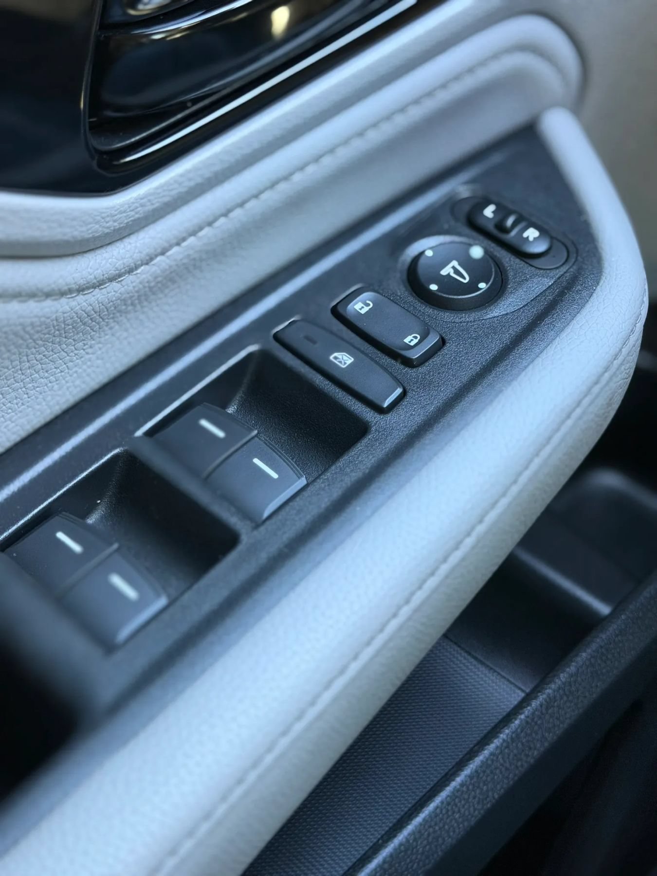 Used 2023 Honda Odyssey Touring image 29