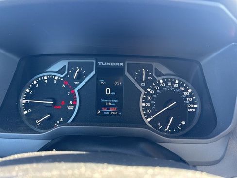 Used 2023 Toyota Tundra Limited image 12