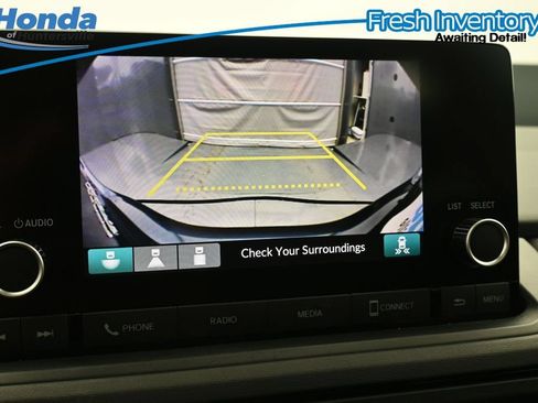 Used 2023 Honda Accord EX image 14